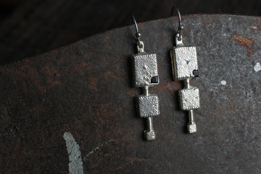 Three Squares Earrings | Sapphire