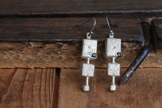 Three Squares Earrings | Sapphire