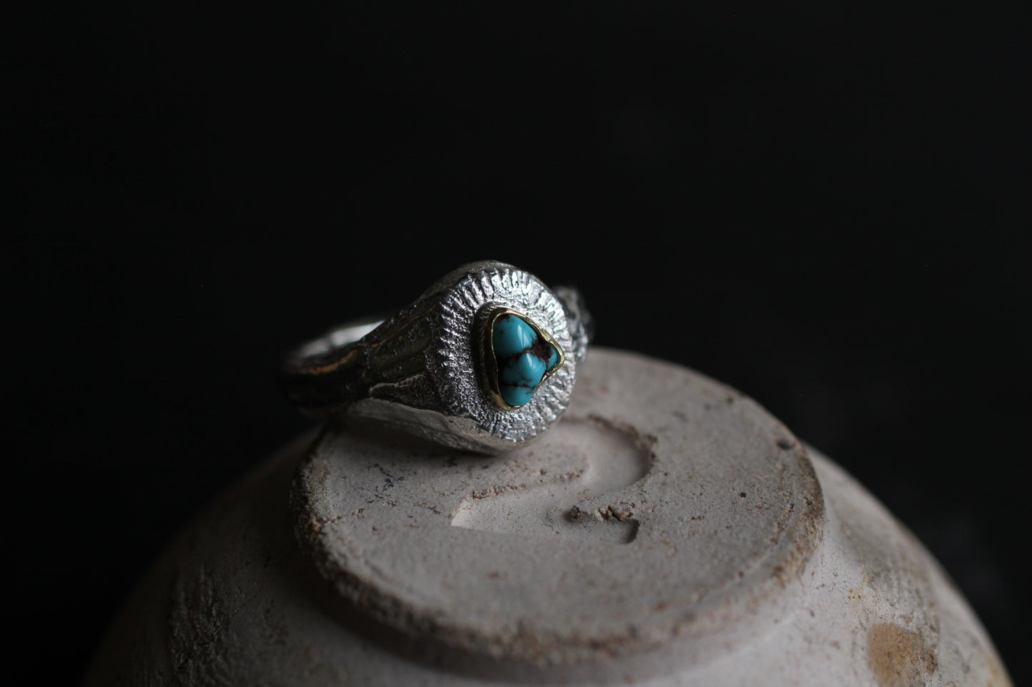Melt Sun series | Apach Blue Turquoise | 18K Gold bezel & Silver950