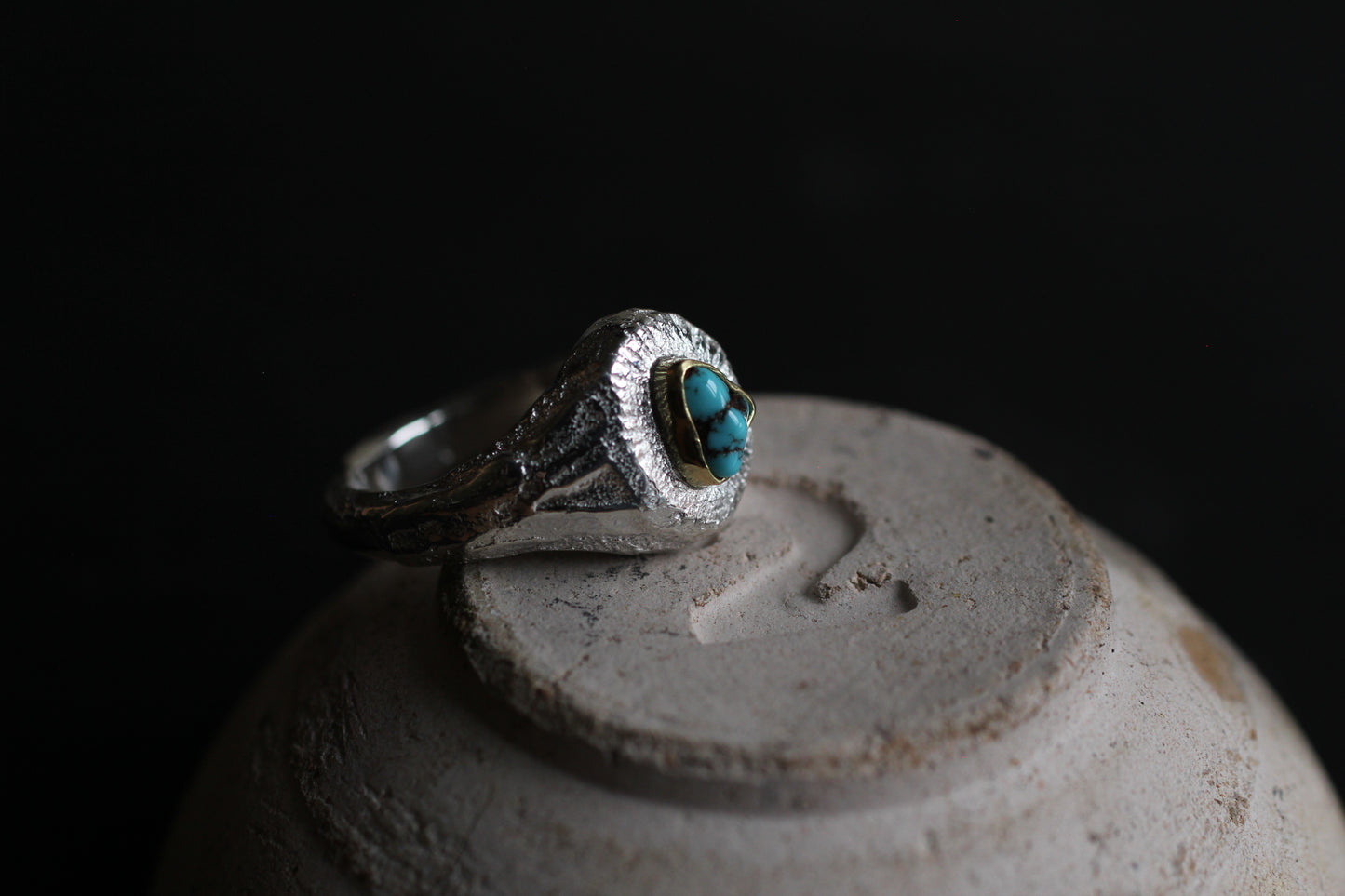 Melt Sun series | Apach Blue Turquoise | 18K Gold bezel & Silver950