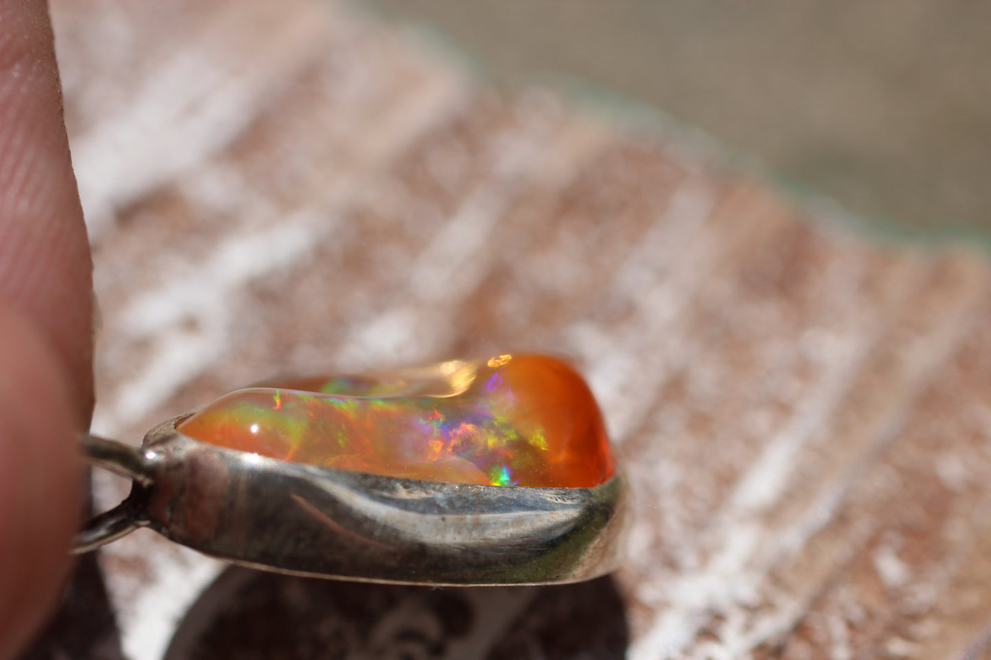 Opal Fading Pendant 